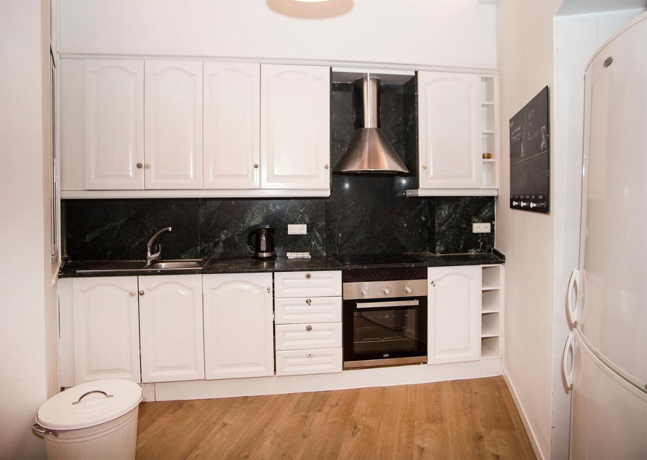 Mai & Maud Ronda Apartment Barcelona Zewnętrze zdjęcie